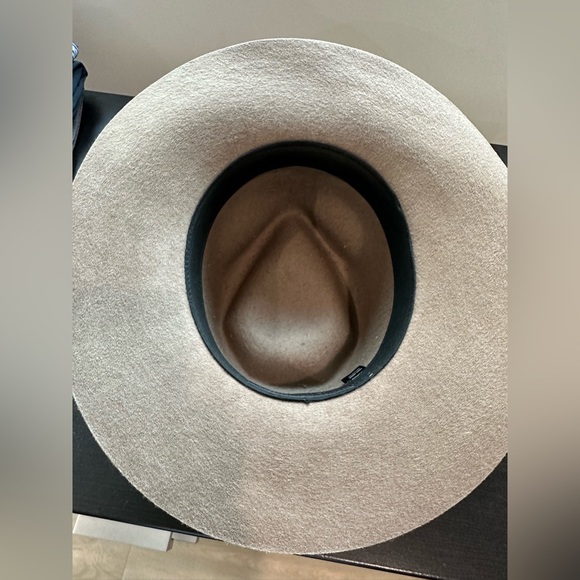 Janessa Leone Alara Hat (M) - Picture 7 of 7